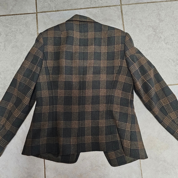 Talbots petite wool blazer 2 - Picture 7 of 7